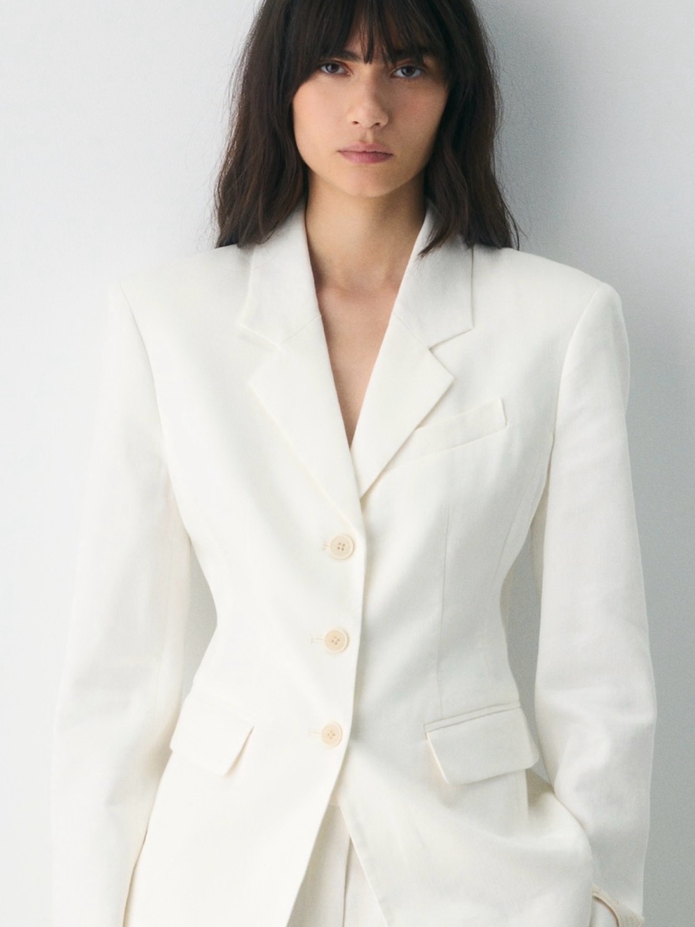 Aritzia Babaton Standout Blazer Light Birch 0 Tailored Linen Cream/White Blazer